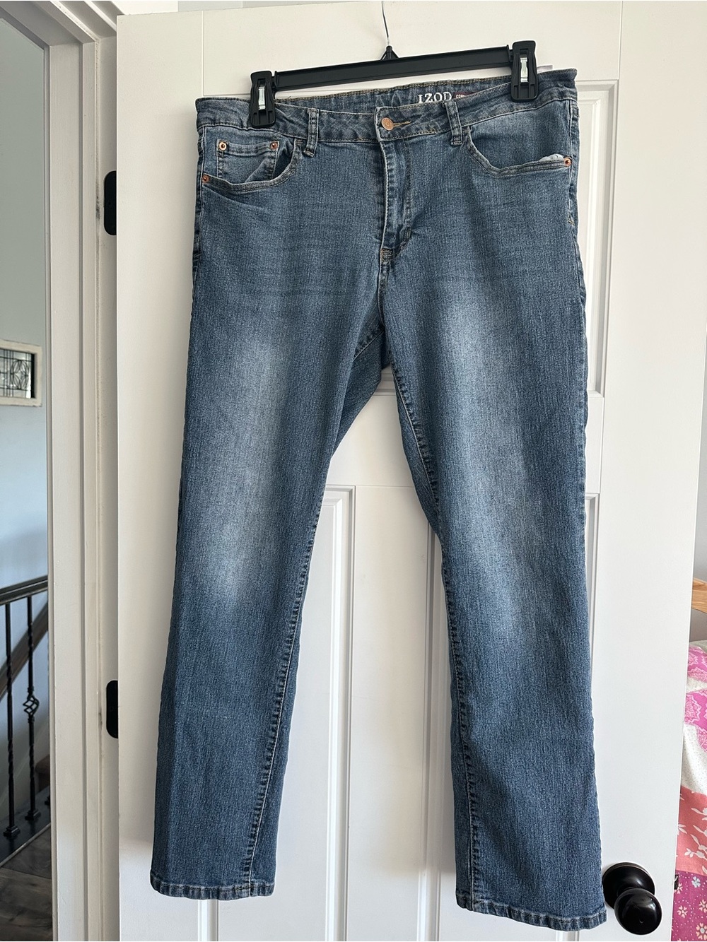 IZOD Men's Classic Blue Denim Jeans size 38